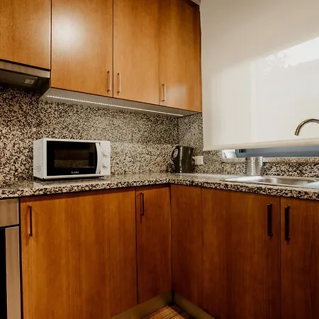 Casa Da Adega - Quinta Da Portela בית הארחה