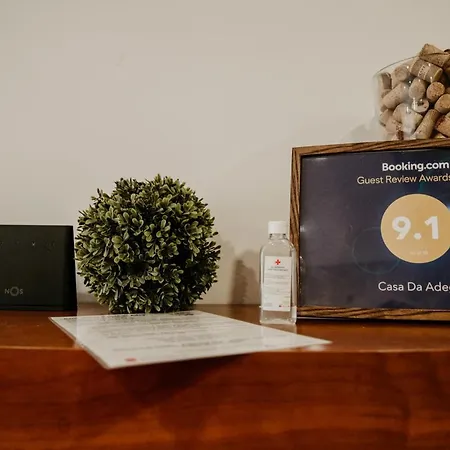 Casa Da Adega - Quinta Da Portela בית הארחה טראס דה בורו