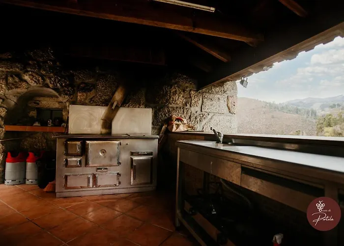 Gasthof Casa Da Adega - Quinta Da Portela 4*